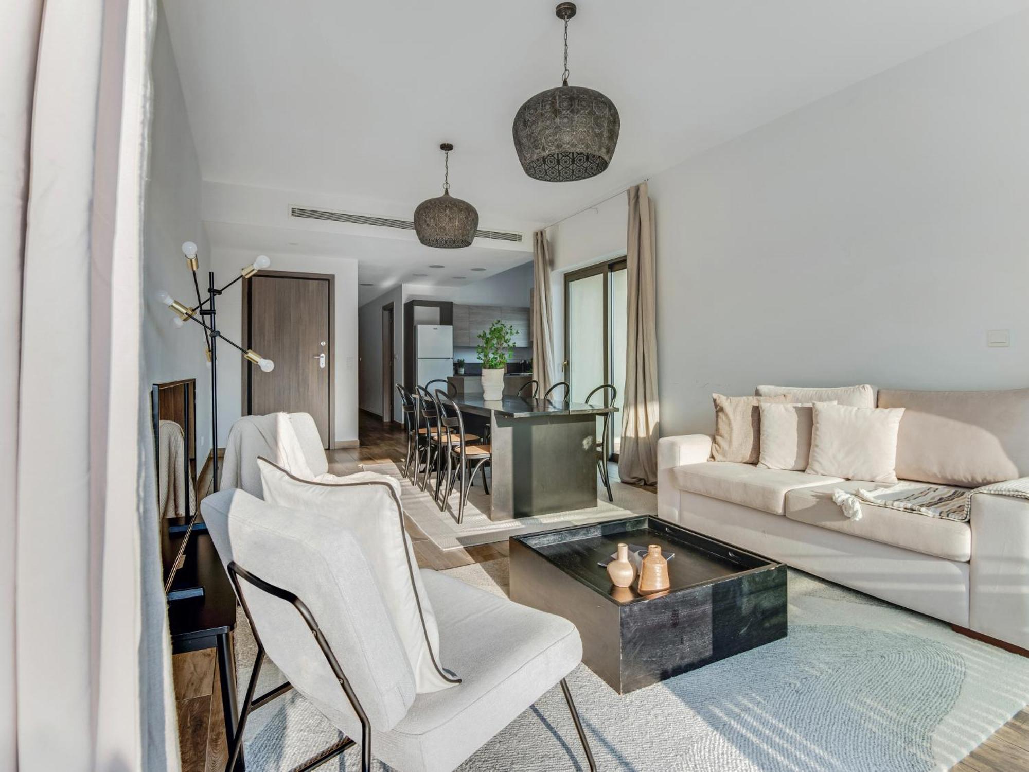 Sanders Evolution Apartment ลิมาซอล ภายนอก รูปภาพ